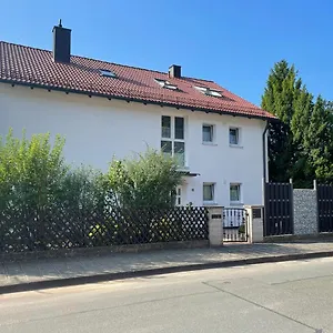 https://ferienwohnung-am-wald-nahe-funpark.com-bavaria.com